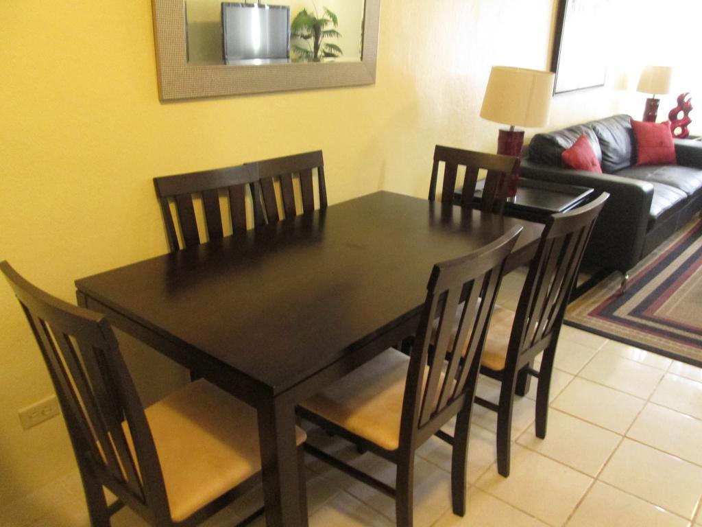 Pedro'S Place Tamuning Luaran gambar